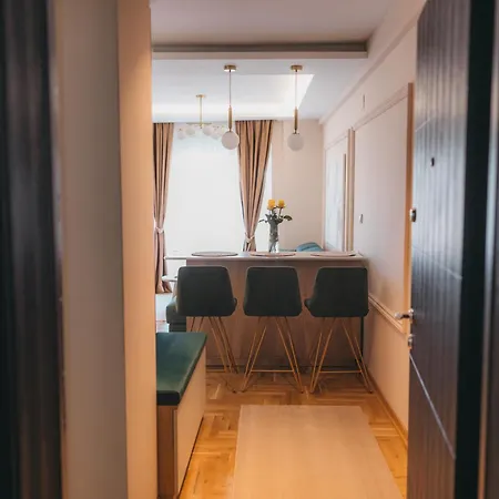 Mina - * Vrnjačka Banja